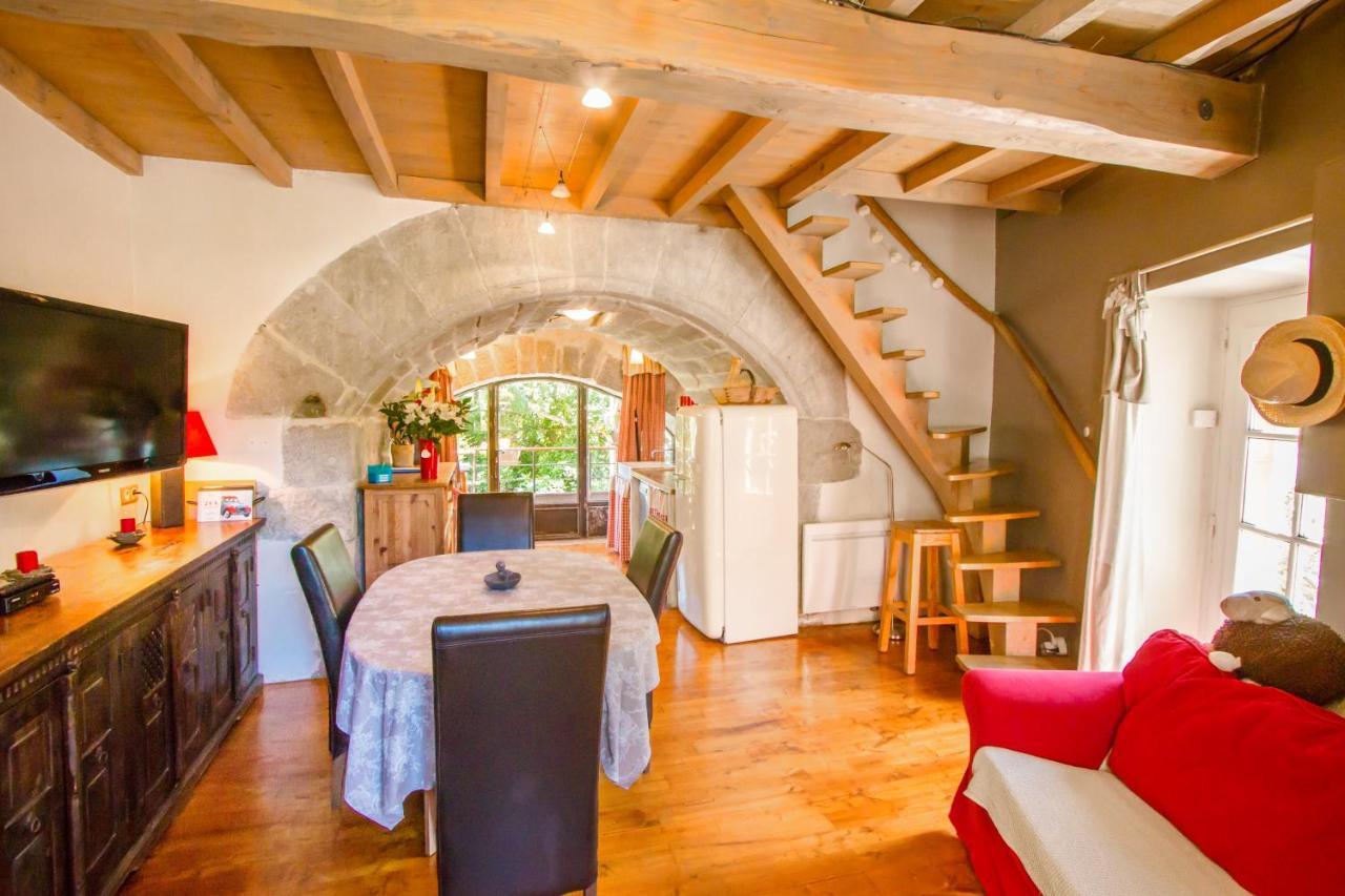 Gites Entre 2 Rives Montolieu Экстерьер фото